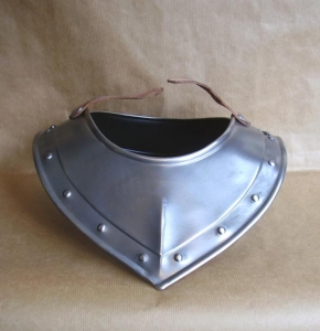 Armours - Medieval Body Armour - Medieval Gorget - Gorgets collar, a part of armor that is worn over the jacket or the collar. Entirely made of wrought iron hand,