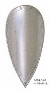 Scudo a Mandorla Liscio, Armature elmi scudi - Scudi medievali - Scudo a mandorla liscio del medioevo, Peso: 2.226 gr - dimensioni: 83 x 41 x 8cm.