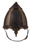 Armature elmi scudi - Elmi medievali - Ispirato alla forma di un tipico elmo nasale russo, questo elmo presenta una campana appuntita a forma di cono con una finitura bronzata e azzurrata