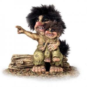 Troll Nyform 269, NyForm Troll - NyForm Troll (medium) - Norwegian Troll natural material, subject to international collection. Height: 16 cm