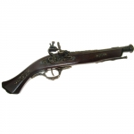 Medieval - Firearms - Flintlock pistols, Old Guns - Lombard flintlock pistol of the half of the XVIIth century, entirely made in wood with barrel and equipment in golden cast metal, not fireable, overall lenght 38 cms.