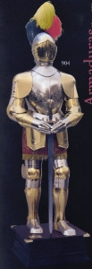 Medieval Armour (Decorative), Armours - Medieval Armour - The armour has been made in polished steel, characterized by floreal figures etched on the largest part of the pieces that compose it, some of which are also golden plated
