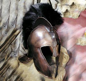 Elmo Troy, Antica Roma - Armatura Greca - Elmo di Achille in metallo pienamente indossabile. Dimensioni del solo casco: 22 x 29 x 36 cm