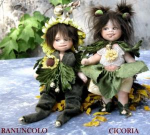 Cicoria e Ranuncolo, Fate Folletti di Porcellana - Folletti elfi in porcellana - Personaggi in porcellana. Altezza 18 cm.