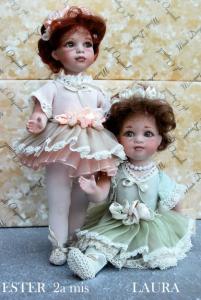 Bambole Ester Ballerina e Laura, Bambole porcellana da collezione - Bambole porcellana Montedragone - Bambole artigianali in porcellana di bisquit, altezza: 30 cm Ester - 28 cm Laura.