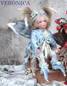 Fairy Veronica, Porcelain Fairy Doll, Porcelain Fairy Dolls - Porcelain Fairy - Porcelain Fairies - Fairy Sculpture, handcrafted porcelain doll Biscuit. Height: 10.2 in - 26 cm. Collection Montedragone. The price refers to a single doll.