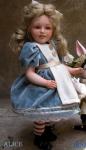 Bambole porcellana da collezione - Personaggi delle Fiabe in porcellana - Bambola Alice con occhi di vetro in porcellana di bisquit, altezza 40 cm,