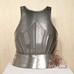 Armours - Medieval Body Armour - Gothic Breastplate  medieval cuirass of the 15th century offers a optimal covering of the torso. The apron of three lames is articulated thanks to leather straps.