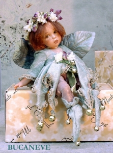 Fairy Snowdrop, Porcelain Fairy Dolls - Porcelain Fairy - Porcelain Fairies - Fairy Sculpture, jointed doll crafts porcelain Biscuit. Height: 24 cm. Collection Montedragone.