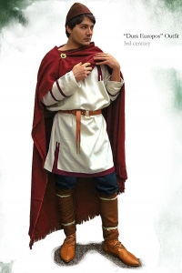 Costume Completo Romano, Antica Roma - Vestiario Romano - Costume Completo Romano III sec, abito completo di tunica in lana, mantello, splilla, pantaloni,  (200 -300 d.c circa)