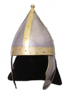 Auxiliary Archer Helmet from the first centuries AD, Ancient Rome - Roman Helmets - Elmo archer with paraguance and nape scaled typical archery classified in the Eastern Roman auxiliary cohorts.