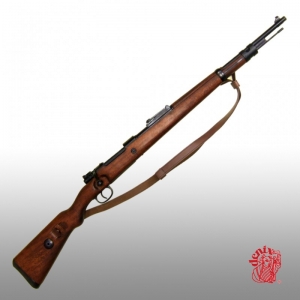 Fucile Mauser K 98, Medioevo - Pistole Antiche e Armi da Fuoco - Fucili Antichi - Il fucile impiegato dalla Germania nazista durante il secondo conflitto mondiale. Riproduzione non funzionante. Lunghezza totale 110 cm.