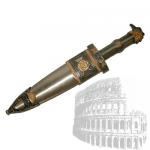 Antica Roma - Gladio Romano - Pugnale che veniva usato solo dagli imperatori e dagli alti ufficiali a simbolo del loro diritto di vita e di morte su sudditi e militari. dimemsioni: 34 cm.