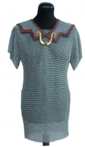 Lorica hamata Roman Armour, Ancient Rome - Roman Armours - The chain mail made of iron rings called lorica hamata spread like armor to protect the body of the legion in the first century BC