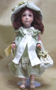 Matilde, bambola in porcellana, Bambole porcellana da collezione - Bambole in porcellana, Novità - Bambola artigianale in porcellana di bisquit, altezza: 42 cm.