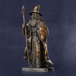 Gandalf - Scultura in bronzo, Mondo del Cinema - Hobbit Collection - Scultura di Gandalf in bronzo, riproduzione di Gandalf scultura in bronzo, misura 20 centimetri
