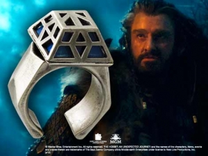 THORIN OAKENSHIELD Dwarven Ring, World Cinema - Hobbit Jewelry - THORIN OAKENSHIELD Dwarven Ring, authentic prop replica, diecast metal, silver plated, size 10 only, comes with box set collection Hobbit.