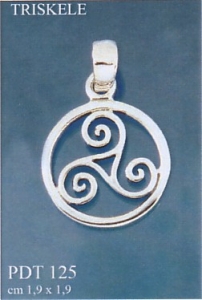 Triskele, Jewellery - Celtic Jewellery - Silver 925/100. Size: 1.9 cm x 1.9 cm.