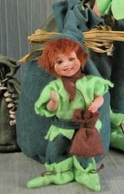 Peter Pan Piccolo, Bambole porcellana da collezione - Personaggi delle Fiabe in porcellana - Personaggio in porcellana di bisquit, Altezza: 13.