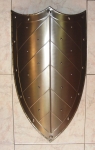 Armours - Medieval shields - At Punta Medieval Shield - Shield used in the Middle Ages, almond-shaped shield at the head and convex lateral margins curved, pointed downward.