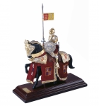 Medioevo - Miniature Storiche - Cavalieri - Cavaliere In Armatura - Uomo d'arme a cavallo su piedistallo in legno brunito. Miniatura di cavaliere da parata con grande elmo e cimiero  tutto finemente lavorato.