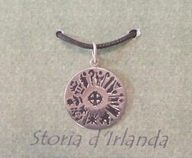 Storia Irlanda In Oro, Jewellery - Tribal Ethnic - Medaglia irlandese in oro