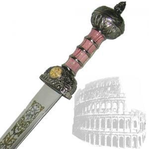 Julio Cesar Dagger, Ancient Rome - Roman swords - Faithful reproduction of the dagger belonged to Gaius Julius Caesar, Rome, 15 March 44 BC). Dimensions: 78 cm.