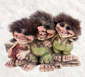 Troll Nyform 195, Troll  NyForm - Troll NyForm (medi) - Troll norvegese in materiale naturale, oggetto da collezione internazionale. Altezza: 11 cm